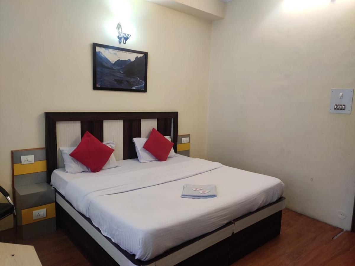 Hotel Amandeep Dharamsala Exteriér fotografie