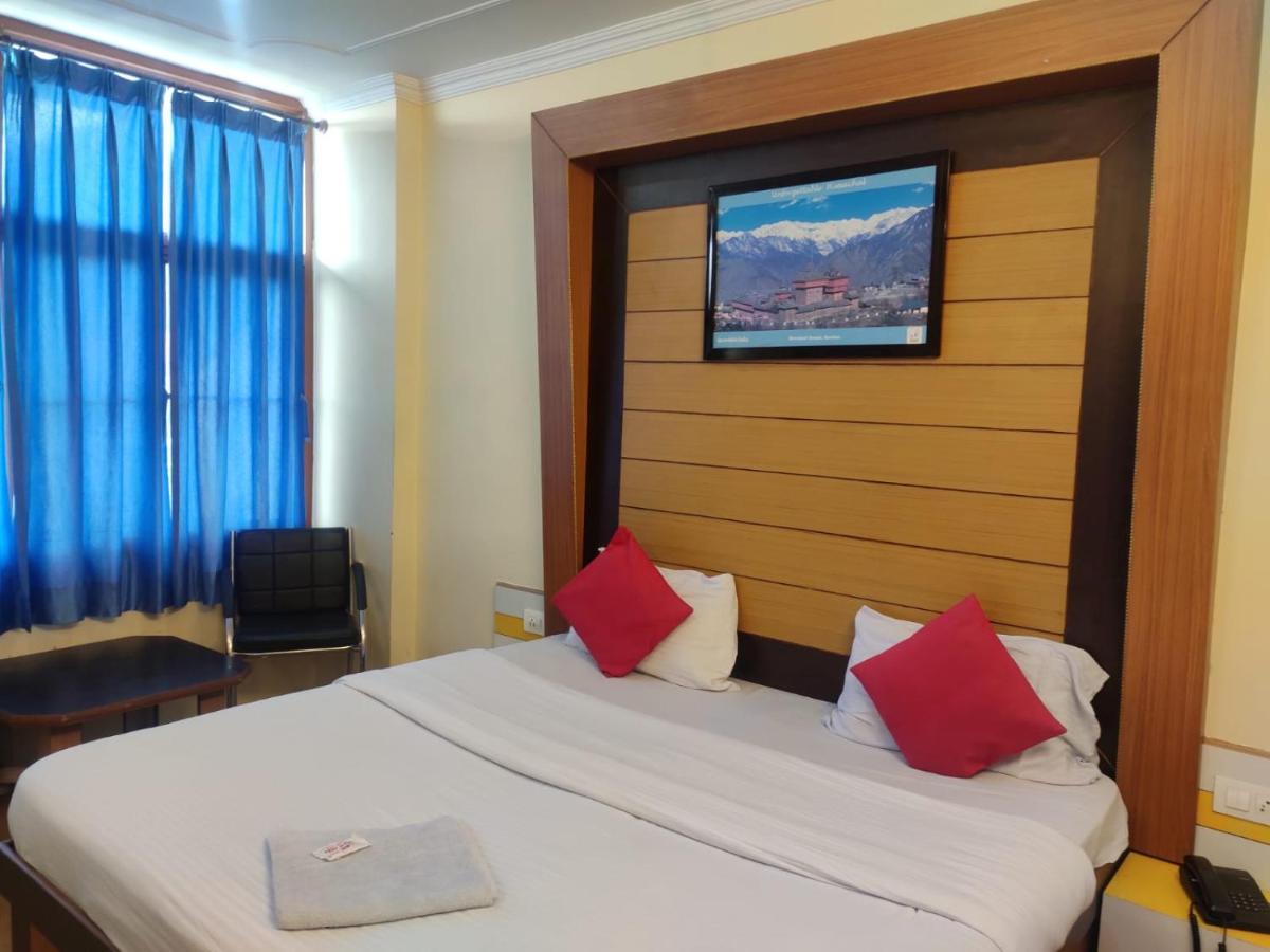 Hotel Amandeep Dharamsala Exteriér fotografie